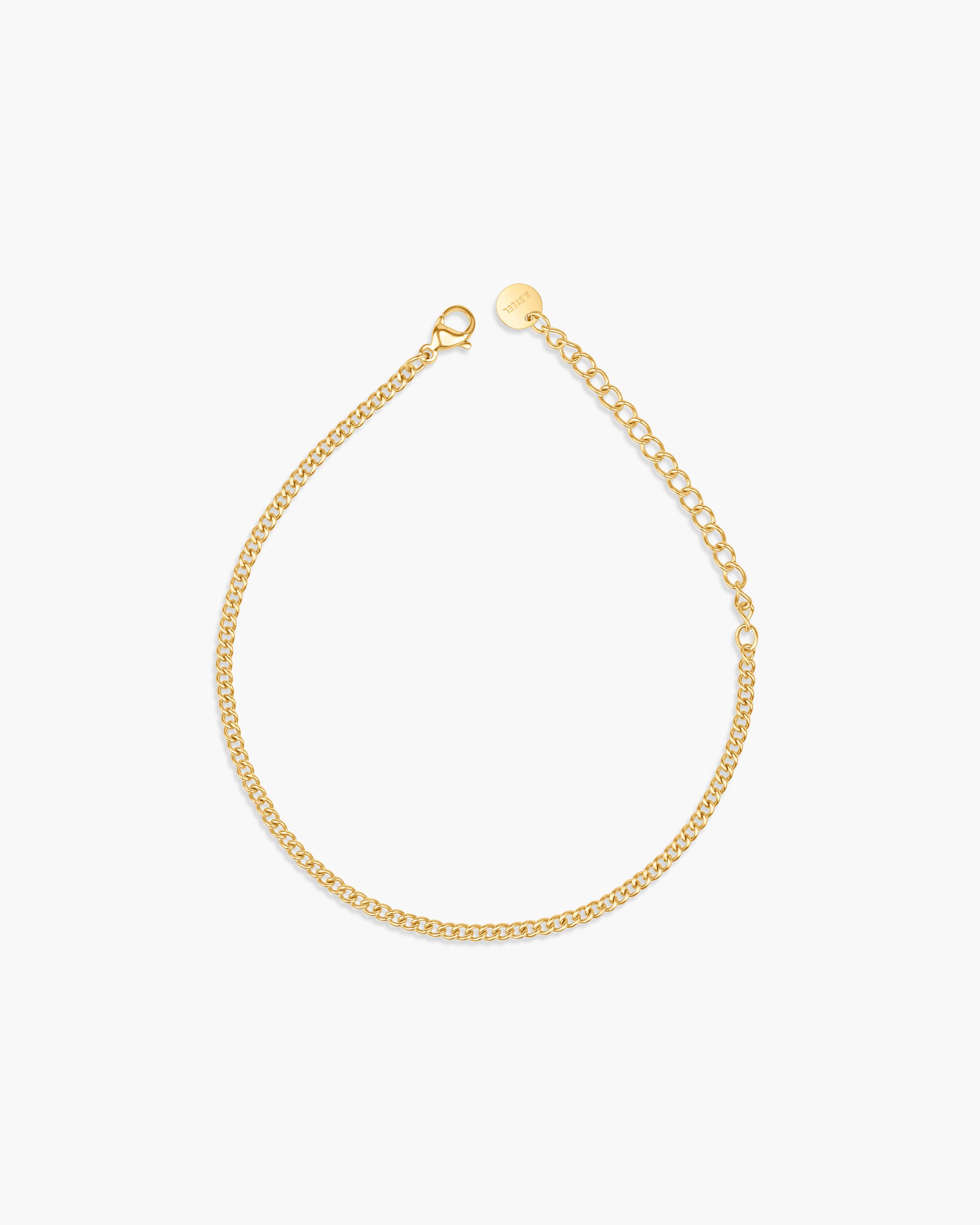 Goldfarbenes Armband aus Edelstahl mit 18K Gold-Plattierung.